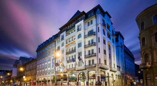 Újranyit a felújított Novotel Budapest Centrum. Helyszín Info 2022.